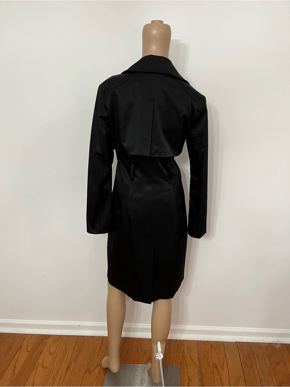 Bebe Black Satin TrenchCoat with Pockets - Picture 4 of 4